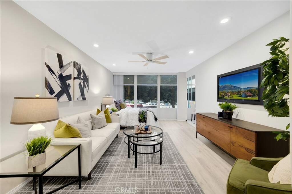 100 Atlantic Avenue #215, Long Beach, CA 90802