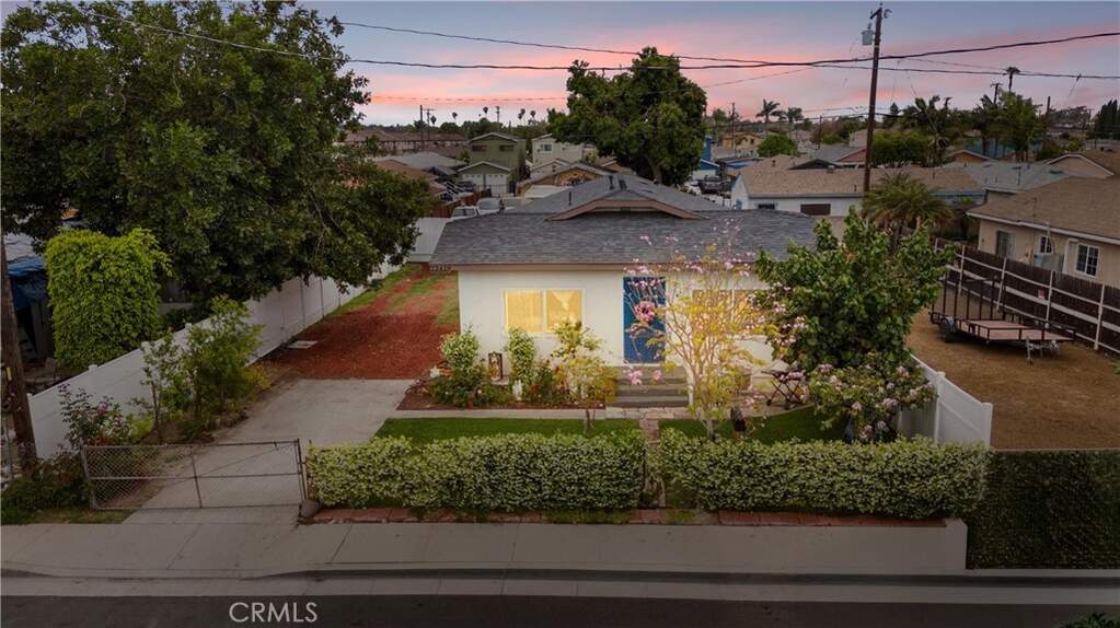22419 Horst Avenue, Hawaiian Gardens, CA 90716