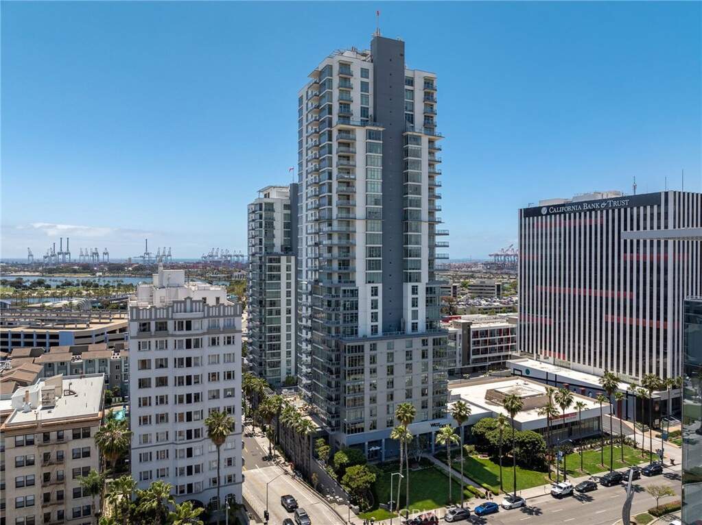 400 W Ocean Boulevard #1, Long Beach, CA 90802