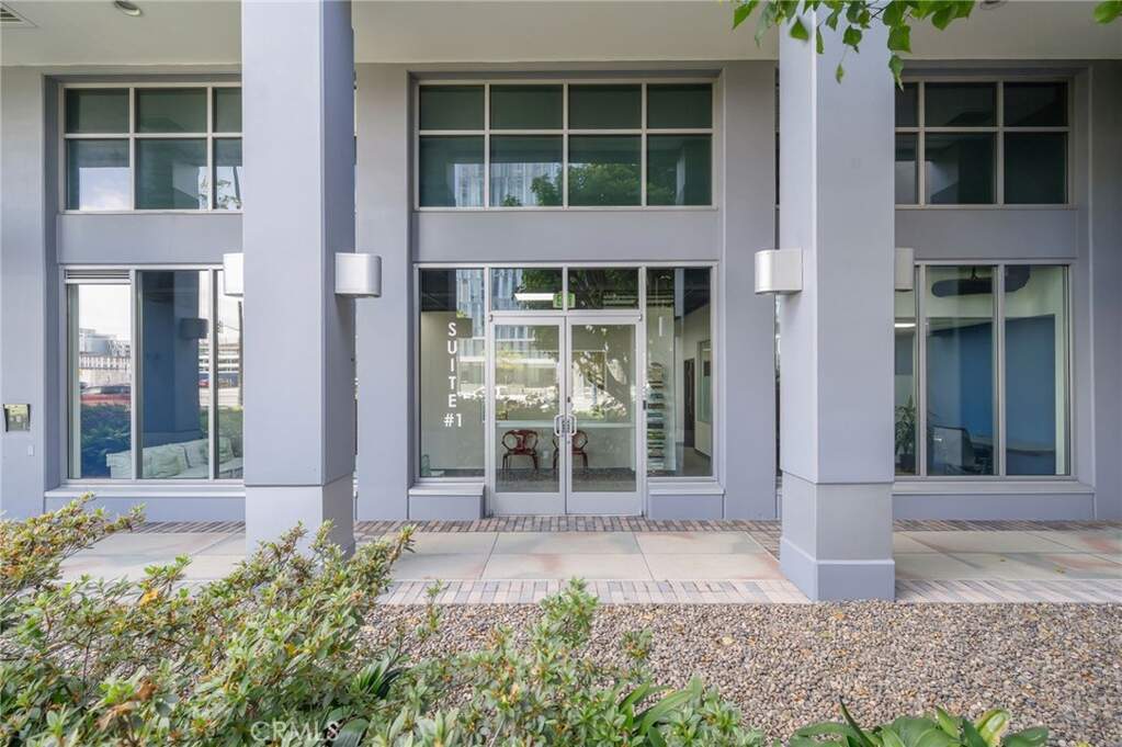 400 W Ocean Boulevard #1, Long Beach, CA 90802