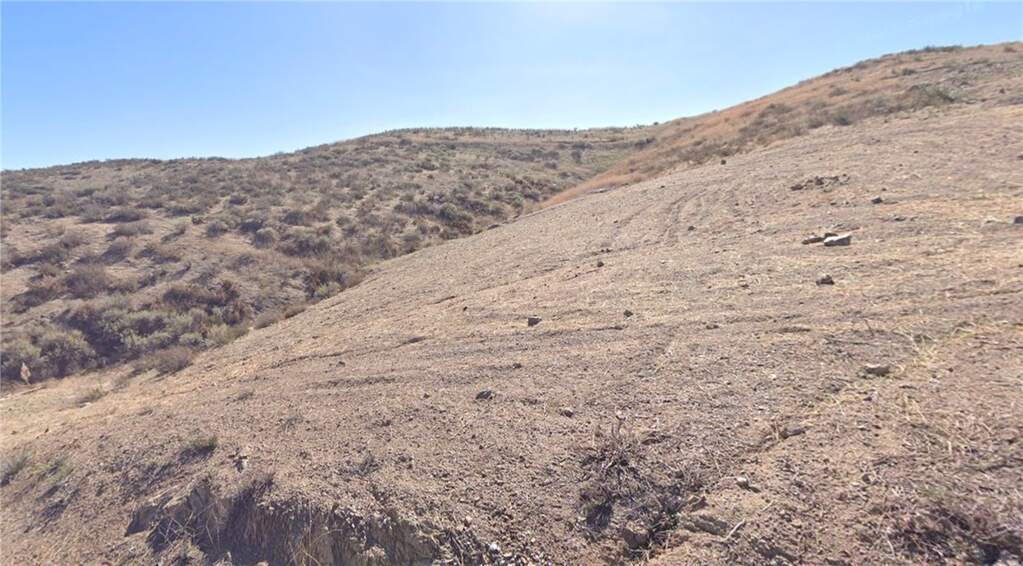 36 Kee, Lake Mathews, CA 92530
