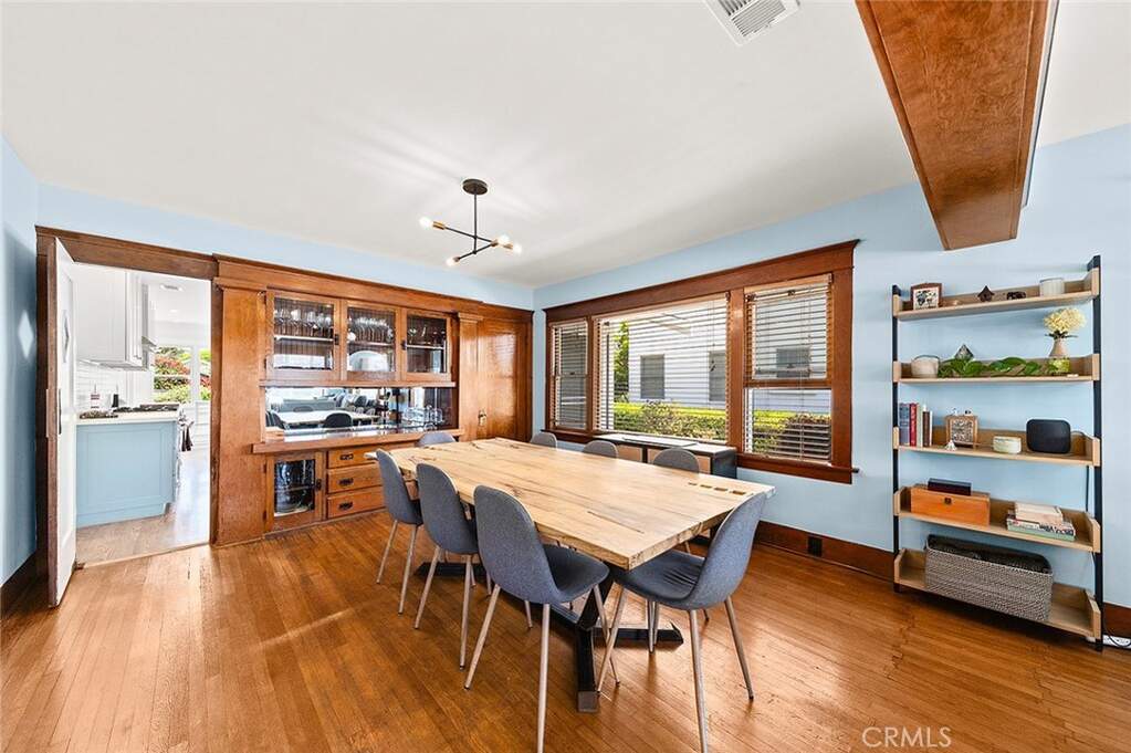 3033 E Vista, Long Beach, CA 90803