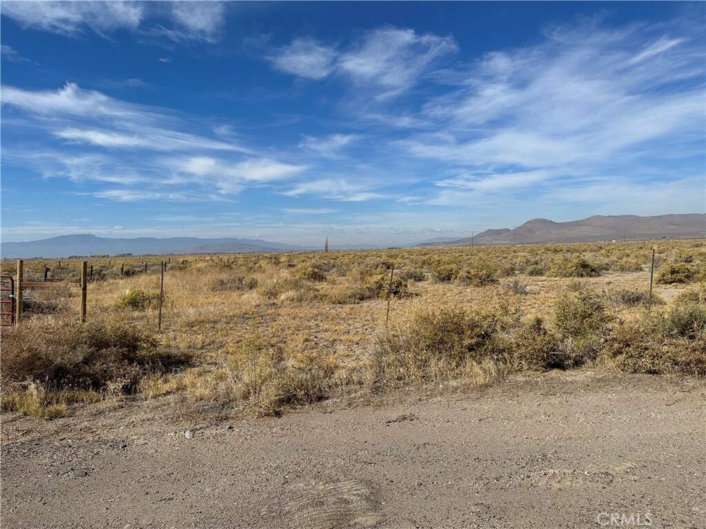 732027 Viewland Road, Litchfield, CA 96136