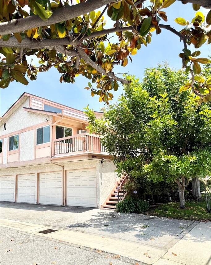 3301 Pasadena Avenue, Long Beach, CA 90807
