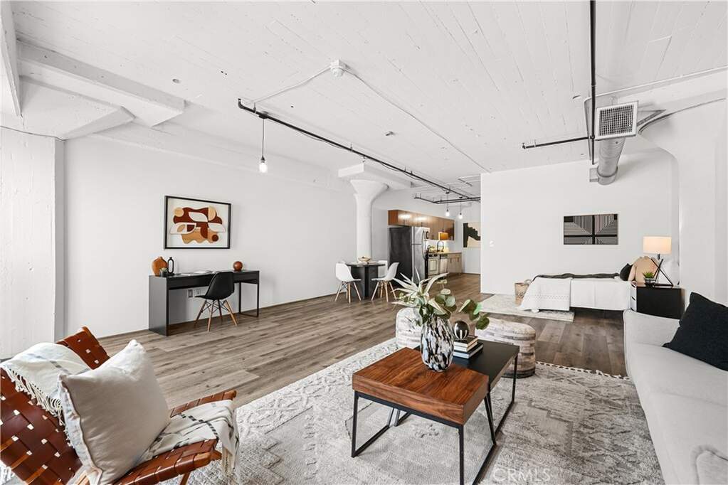200 N San Fernando Road #202, Los Angeles, CA 90031