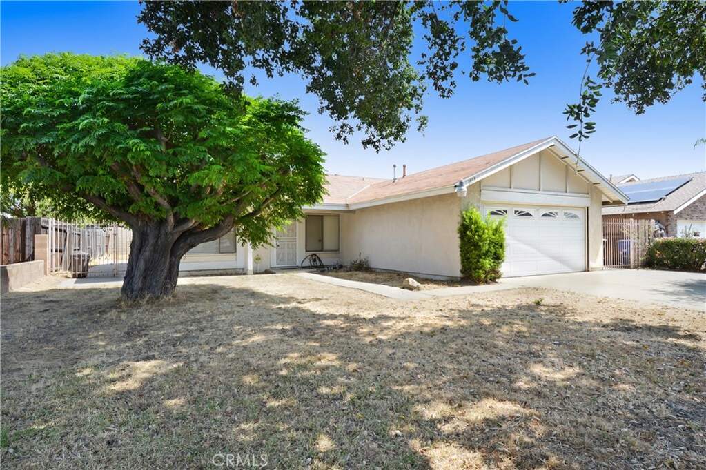 1939 E 7th Street, Ontario, CA 91764