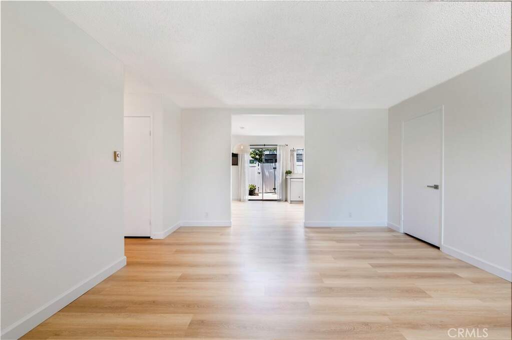 10 Eastmont, Irvine, CA 92604