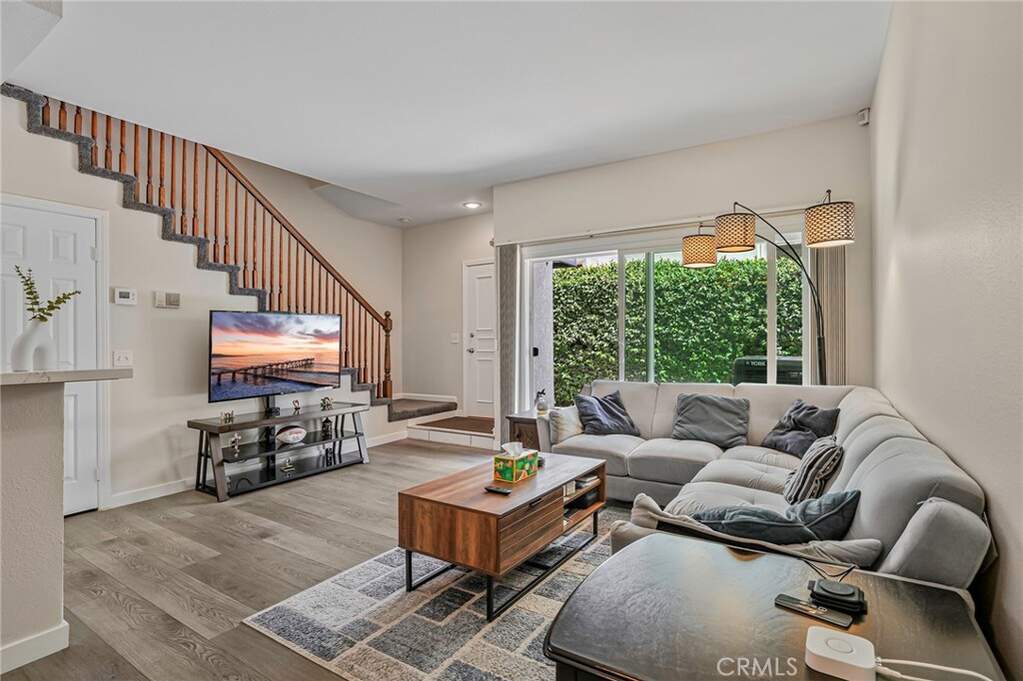 500 S Grevillea Avenue #2, Inglewood, CA 90301