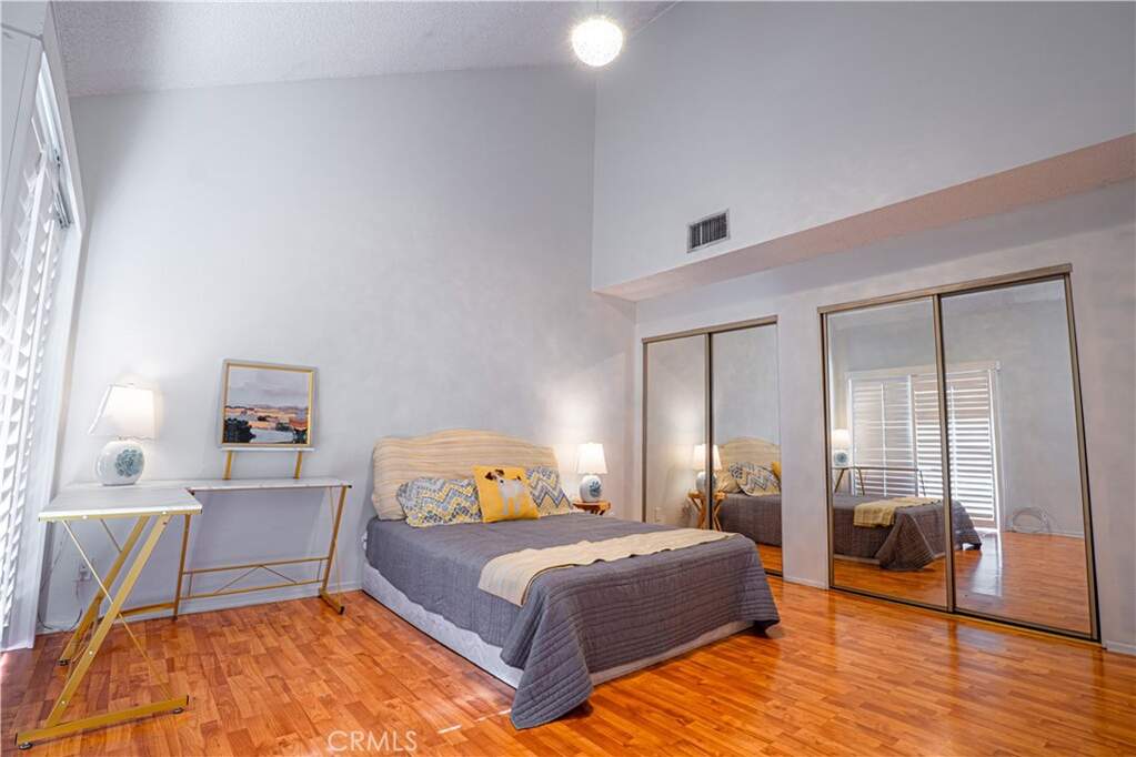 9620 Sepulveda Boulevard #4, North Hills, CA 91343