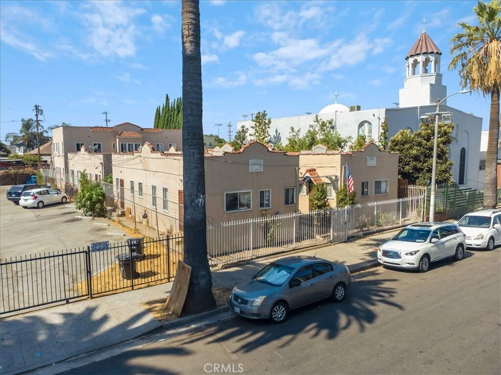 424 E 20th Street, Los Angeles, CA 90011