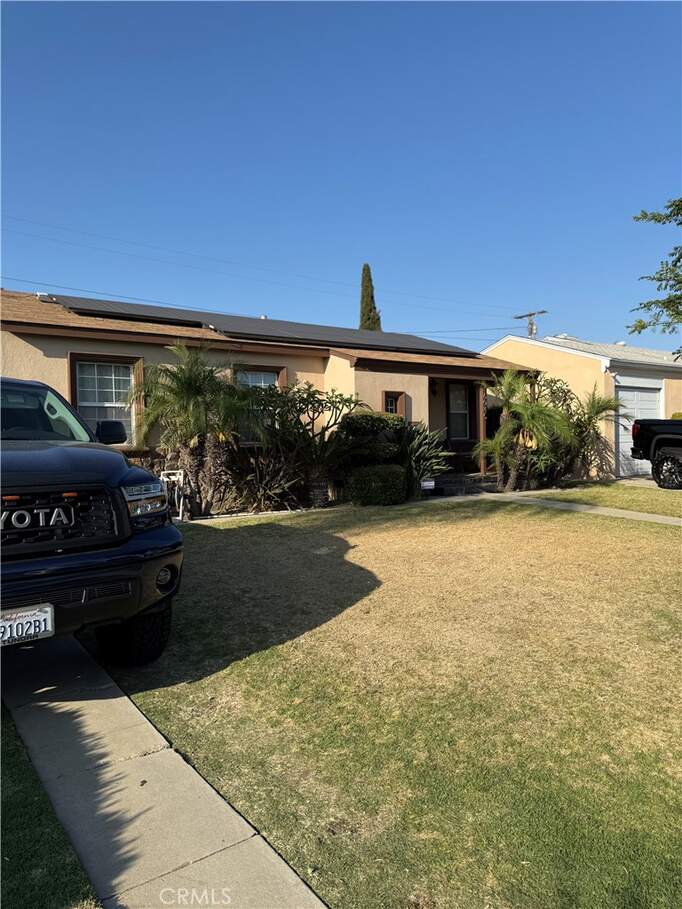6045 Lincoln Avenue, South Gate, CA 90280