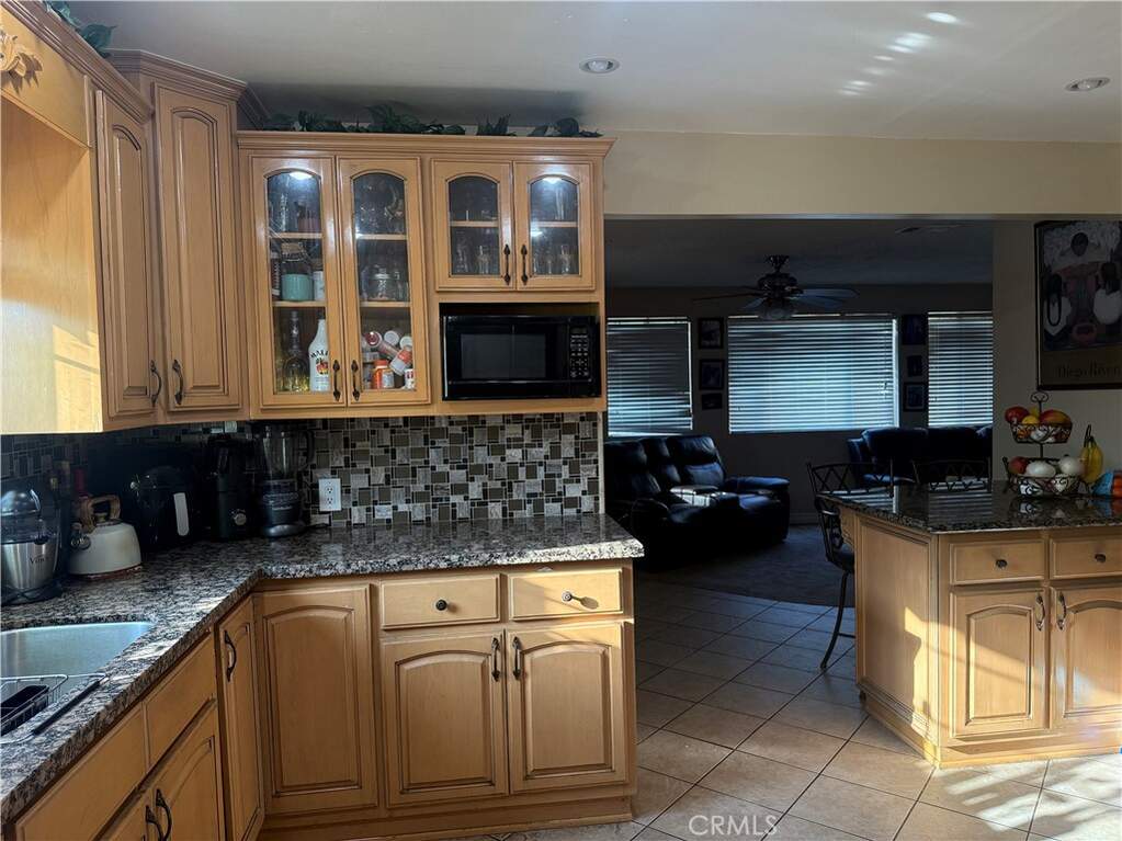 6045 Lincoln Avenue, South Gate, CA 90280