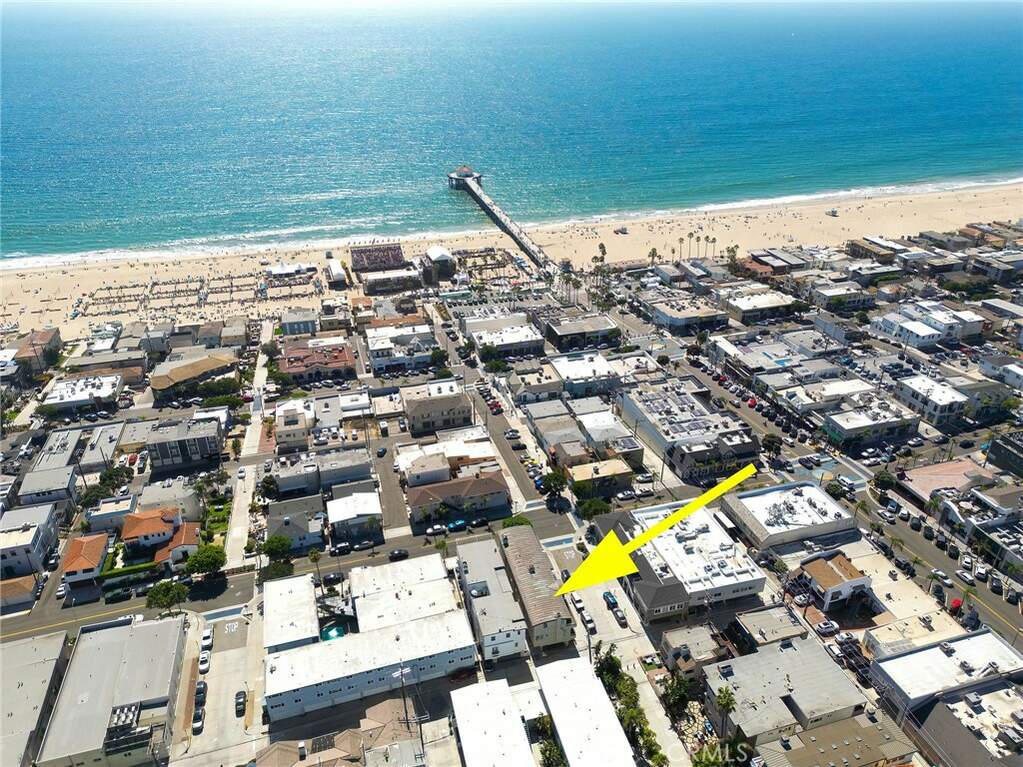 304 11th Street, Manhattan Beach, CA 90266