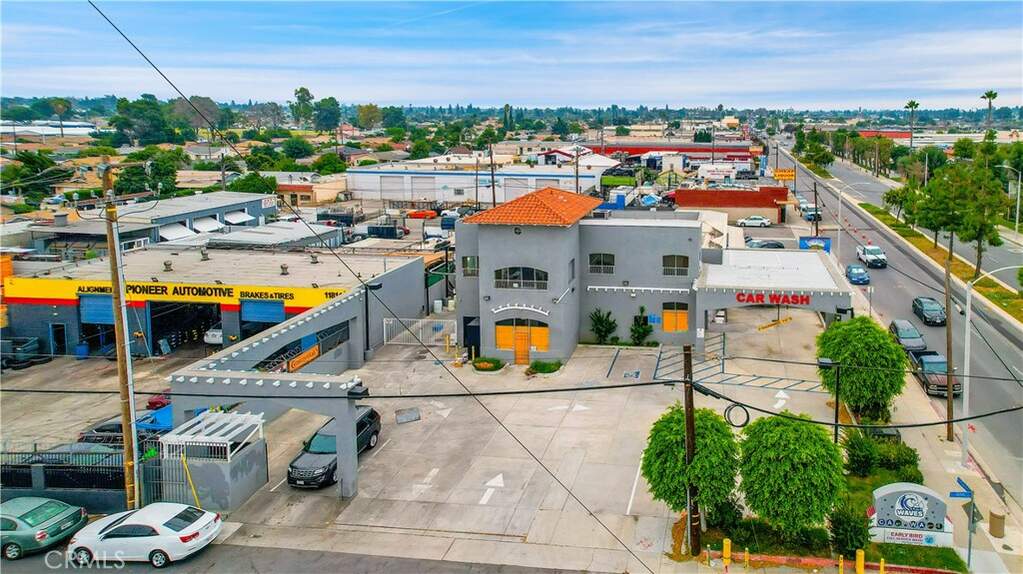 16000 Pioneer Boulevard