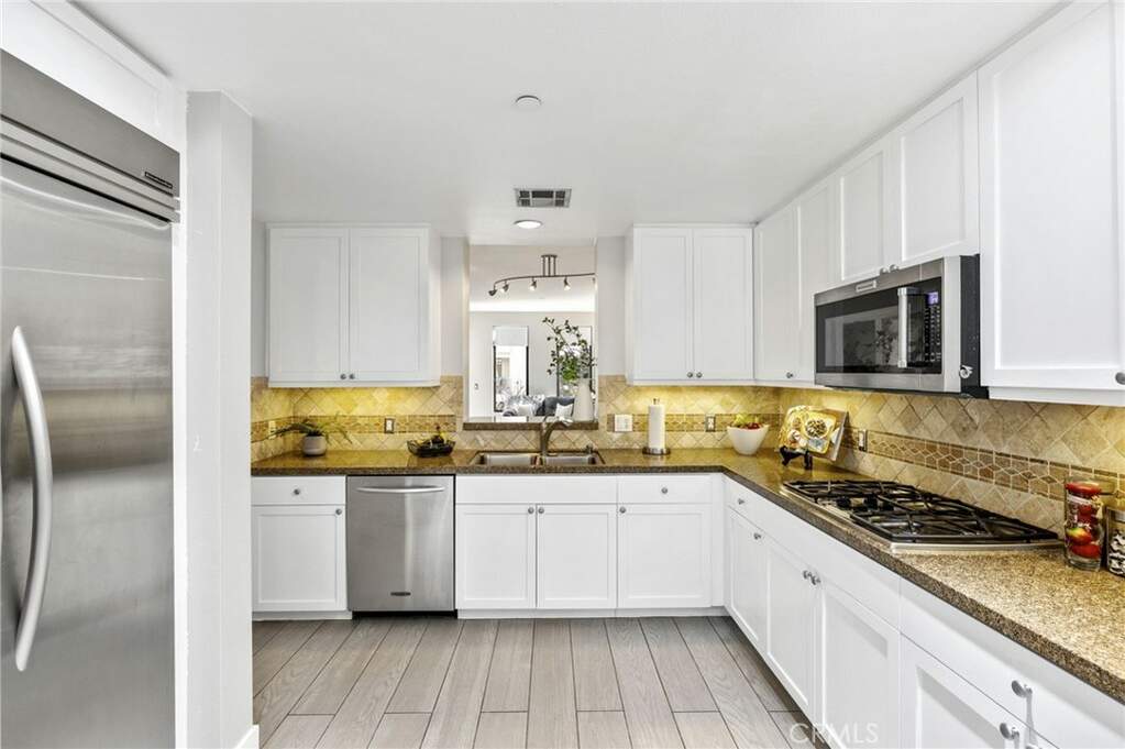5625 Crescent Park W #208, Playa Vista, CA 90094