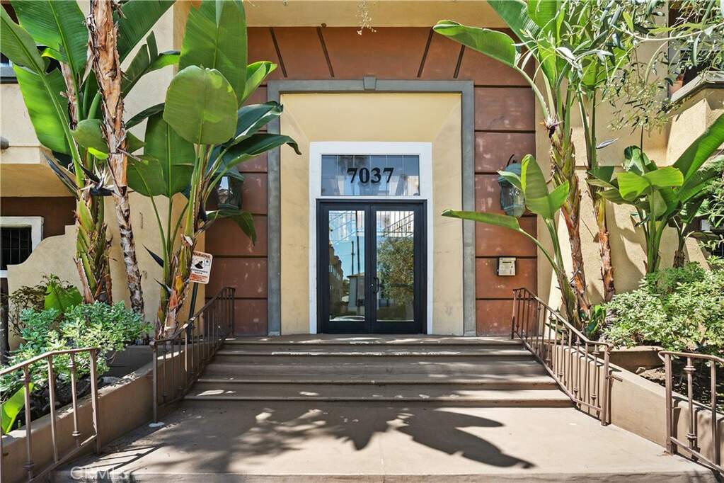 7037 La Tijera Boulevard C101, Los Angeles, CA 90045 MLS SB24069424