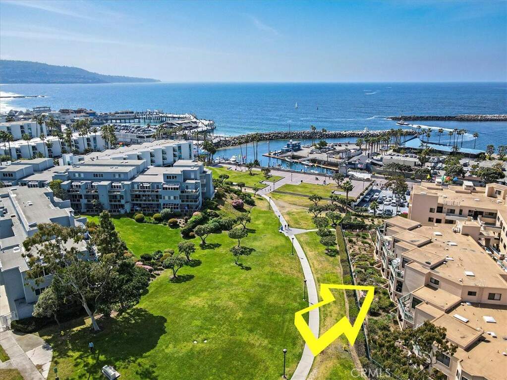 140 The Village #211, Redondo Beach, CA 90277