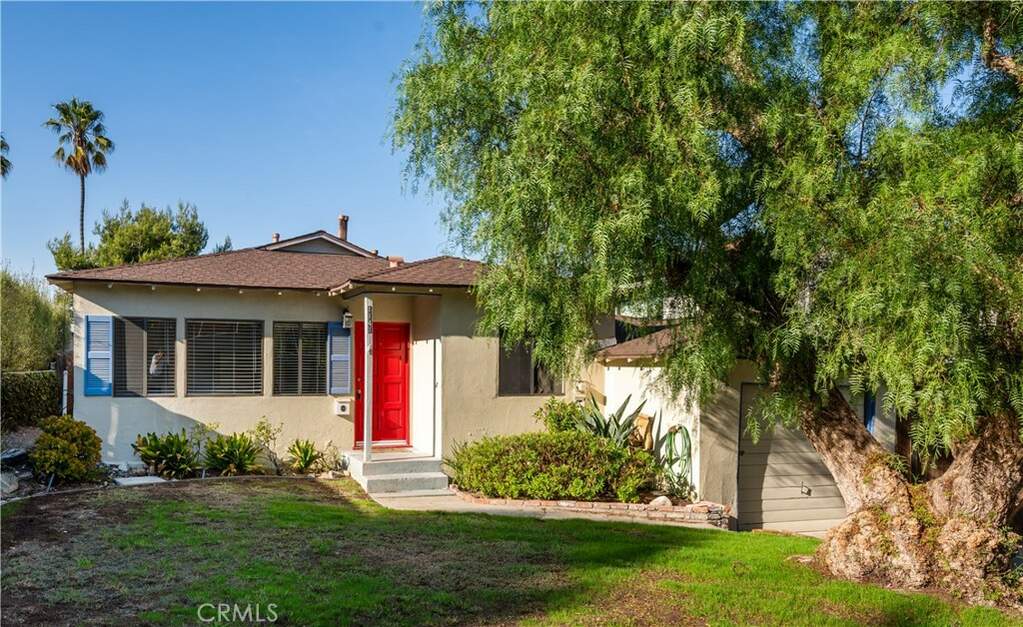 1141 2nd Street, Manhattan Beach, CA 90266