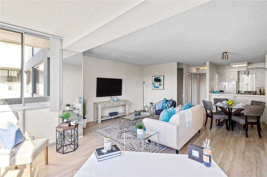 969 Hilgard Avenue #410, Los Angeles, CA 90024