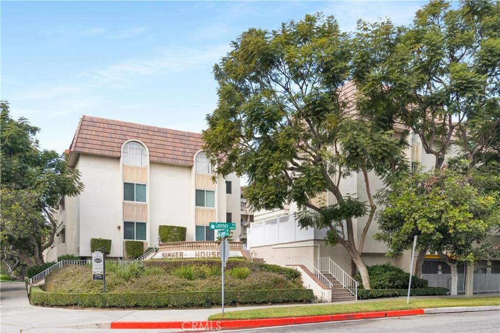 5625 Sumner Way #109