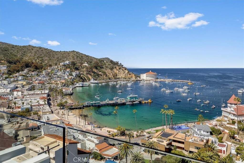 133 Upper Terrace Road, Avalon, CA 90704