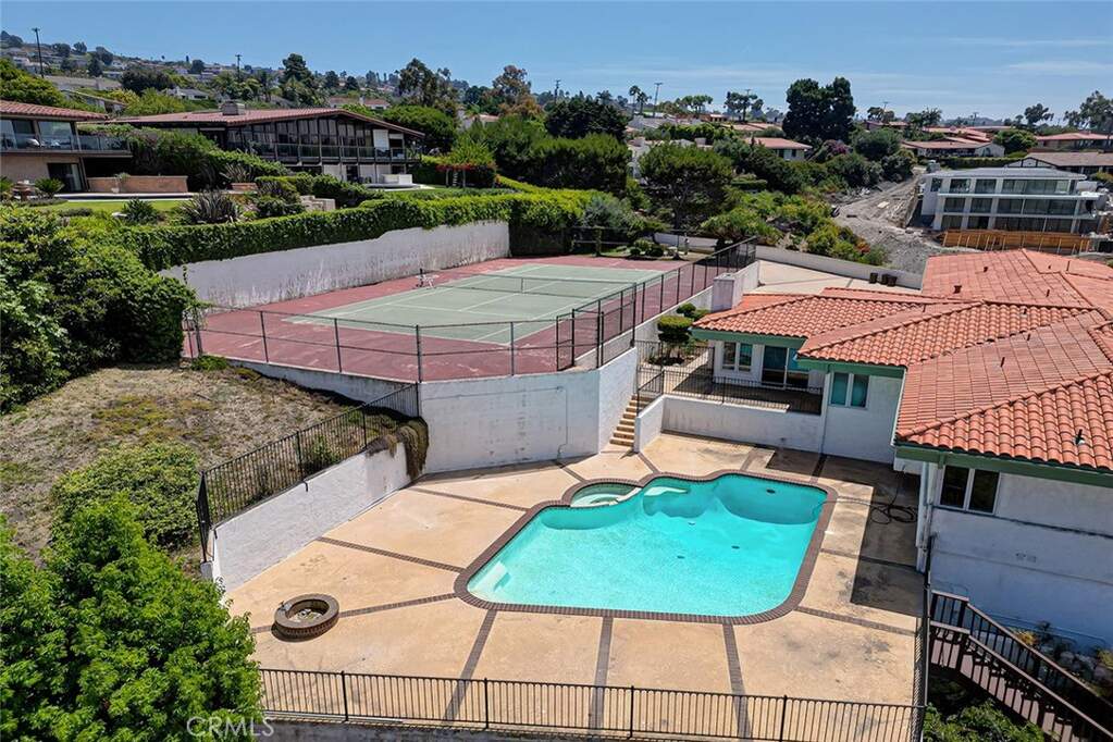 1501 Via Coronel, Palos Verdes Estates, CA 90274