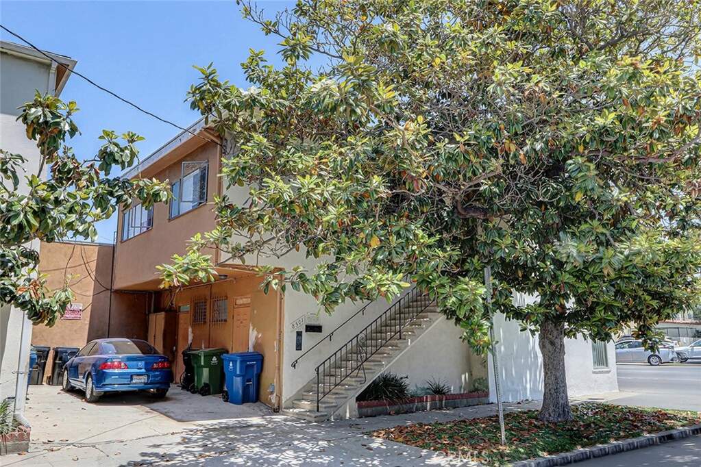 8501 Pickford Street, Los Angeles, CA 90035