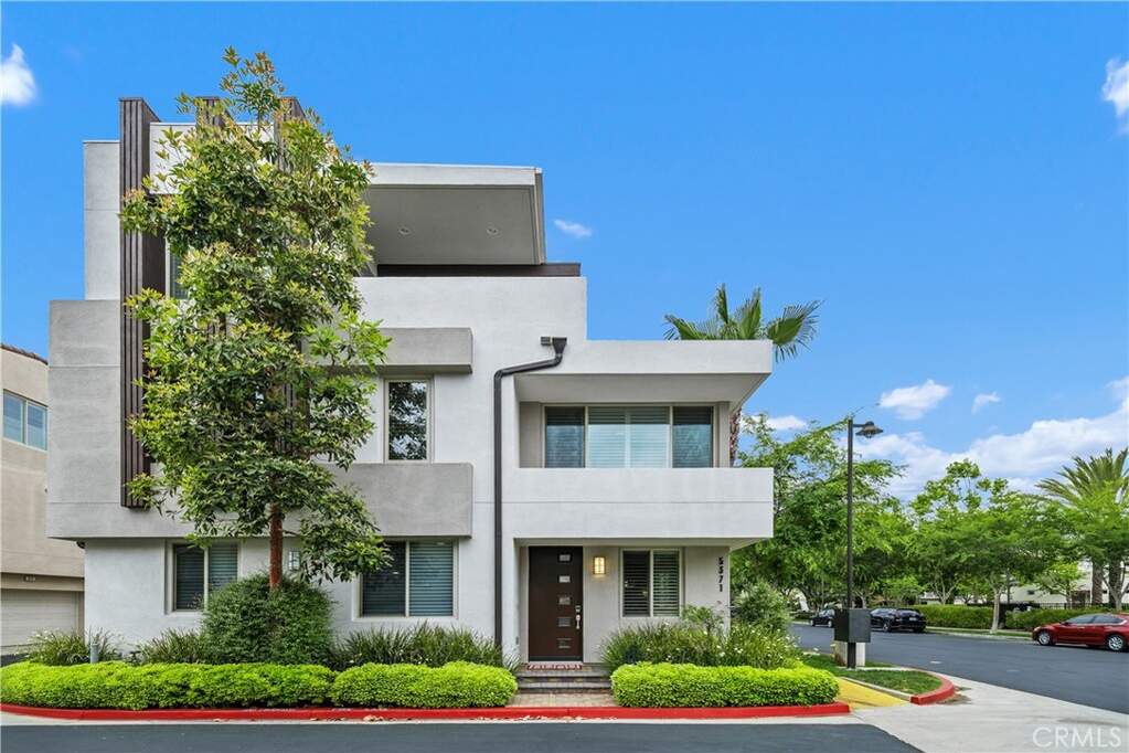 5371 Pacific Terrace, Hawthorne, CA 90250