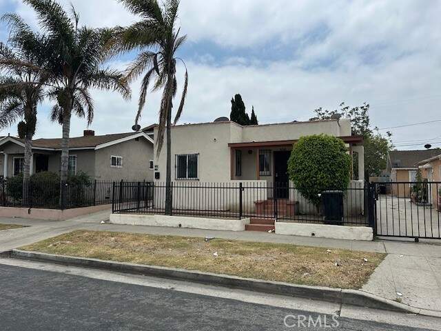 536 W Century Boulevard, Los Angeles, CA 90044