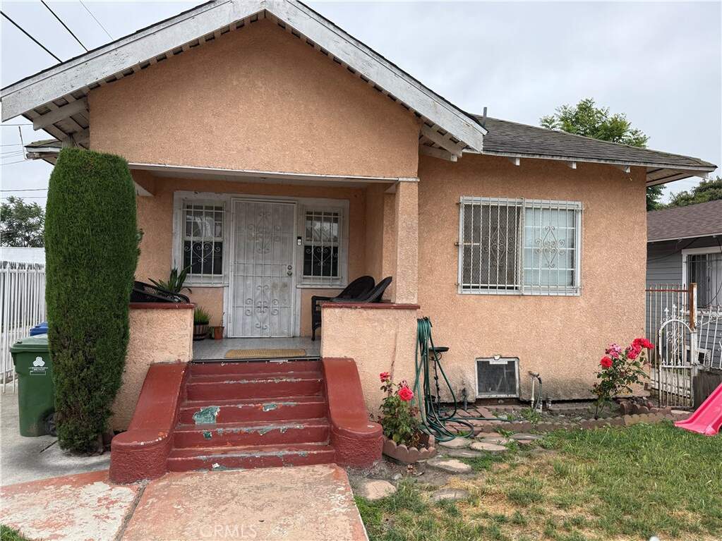 112 W 62nd Street, Los Angeles, CA 90003