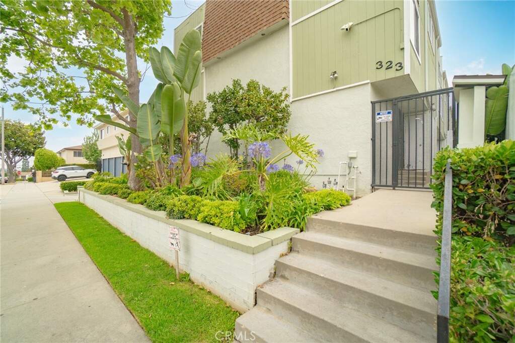 323 E Plymouth Street #10, Inglewood, CA 90302