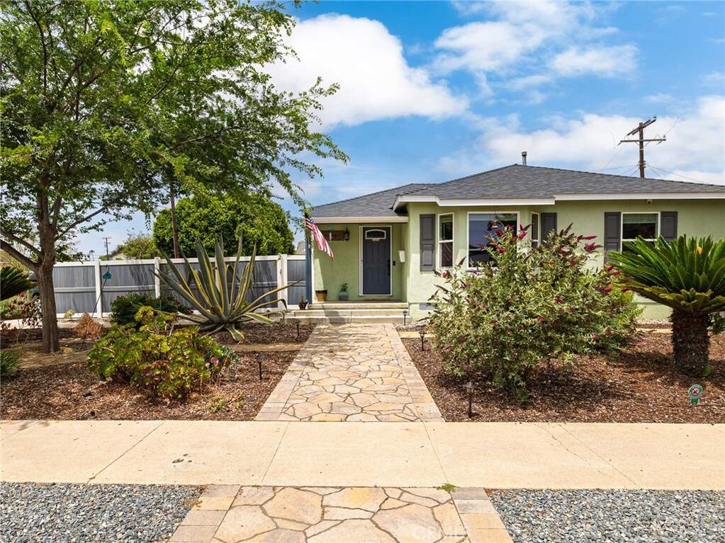 5243 Monlaco Road, Long Beach, CA 90808