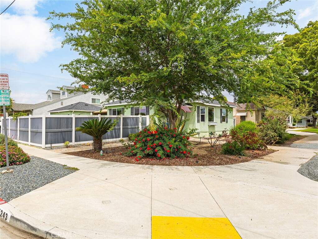5243 Monlaco Road, Long Beach, CA 90808