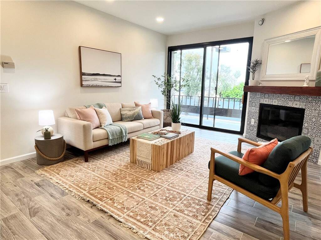 8707 Falmouth Ave #221, Playa Del Rey, CA 90293