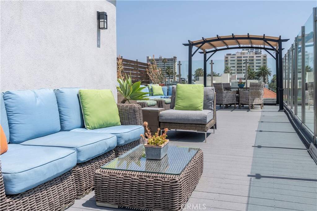 901 Ocean Avenue, Santa Monica, CA 90403