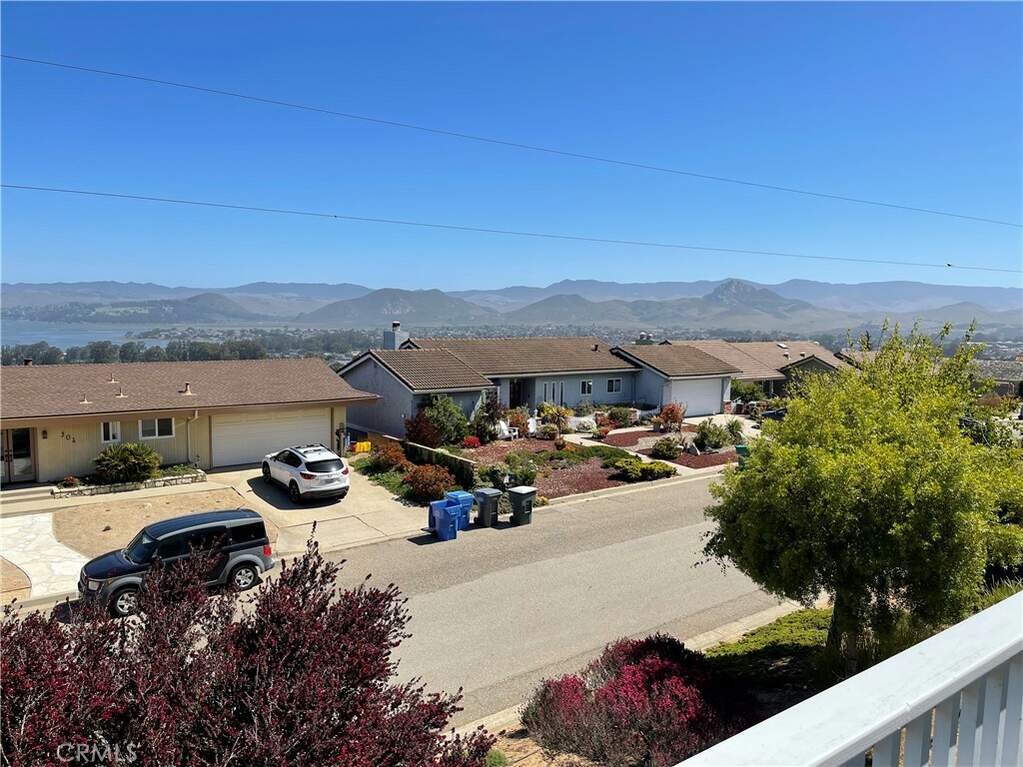 2796 Crockett Circle, Los Osos, CA 93402