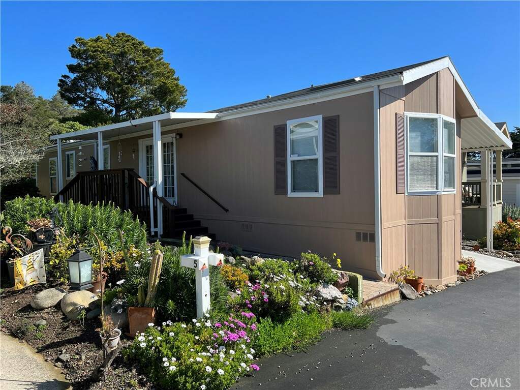 1226 Main Street 6, Cambria, CA 93428 MLS SC24039296 Christie's