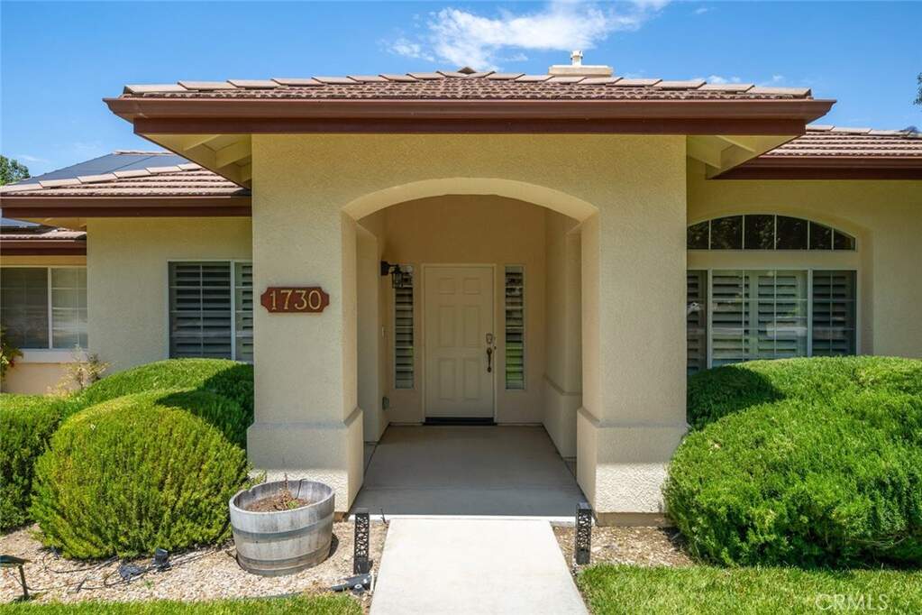 1730 Sandalwood Lane, Templeton, CA 93465
