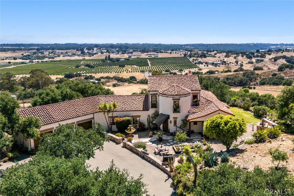 665 Sheehy Road, Nipomo, CA 93444