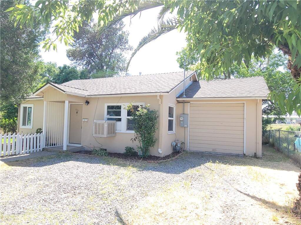 904 Toomes Avenue, Corning, CA 96021