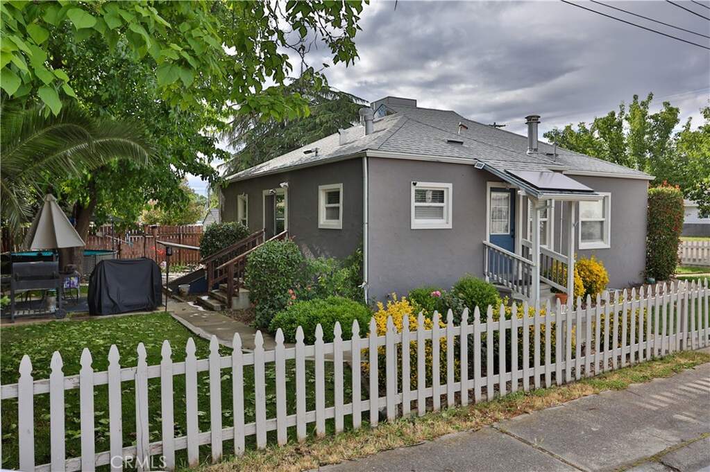 1201 South Street, Corning, CA 96021