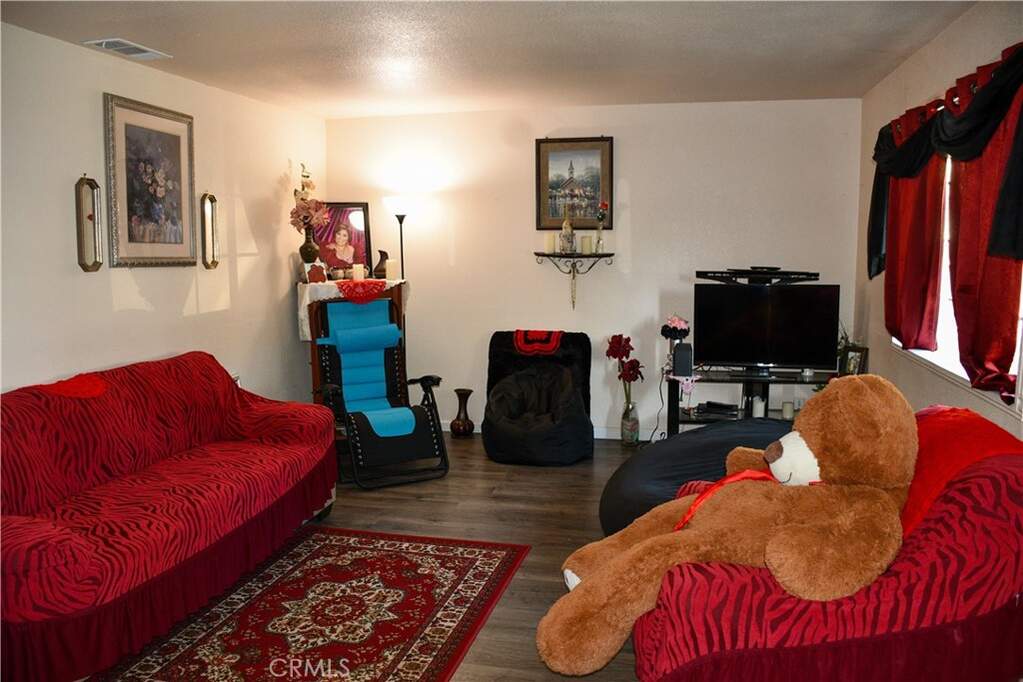 2098 North Street, Corning, CA 96021