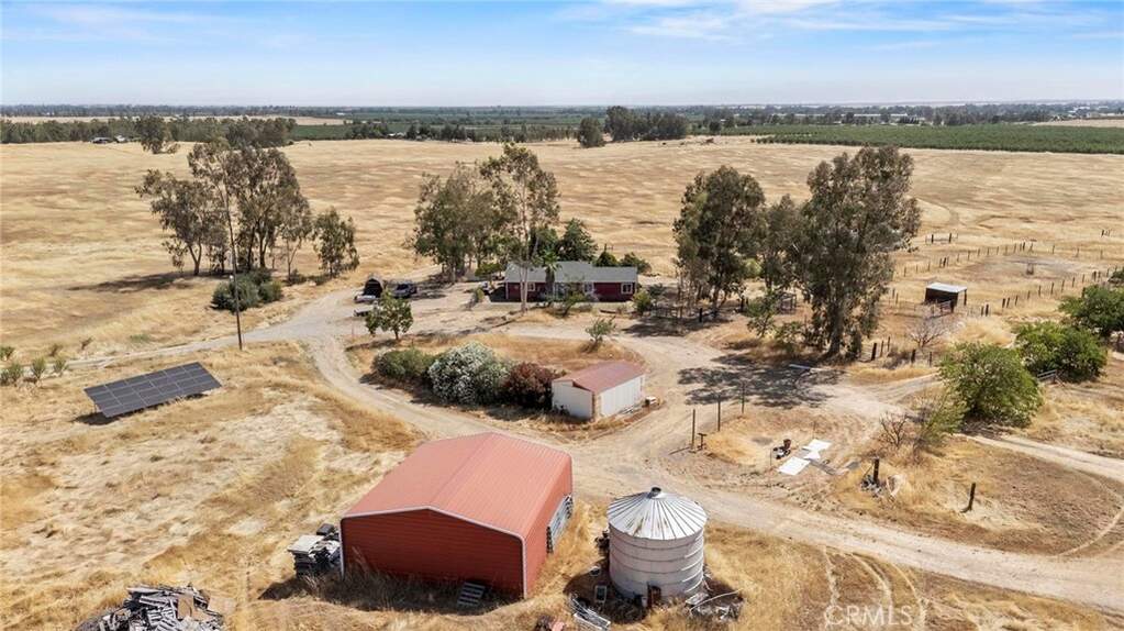 1560 Hwy 99 W, Corning, CA 96021