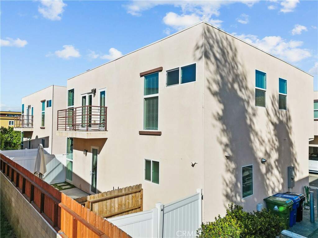 9237 Wakefield Avenue #8, Panorama City, CA 91402