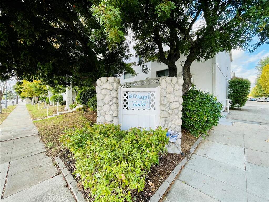 16857 San Fernando Mission Boulevard #36, Granada Hills, CA 91344