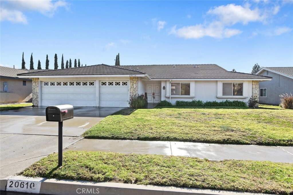 20610 Tulsa Street, Chatsworth, CA 91311