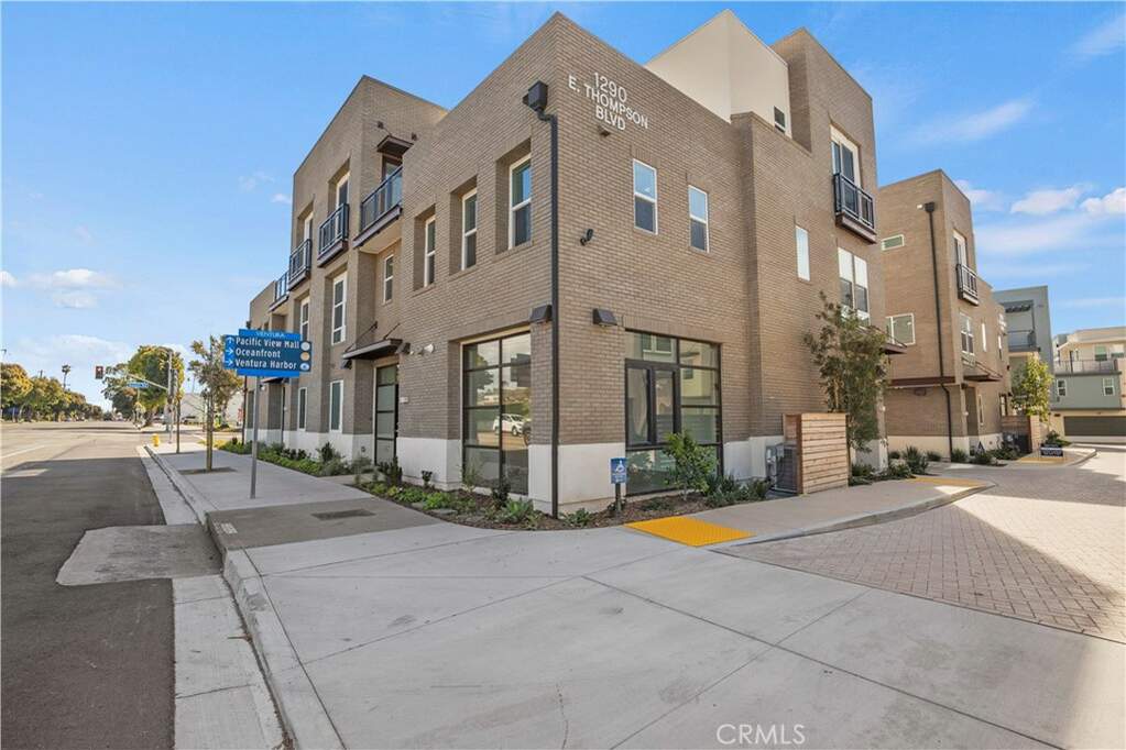 1290 E Thompson Boulevard #101, Ventura, CA 93001