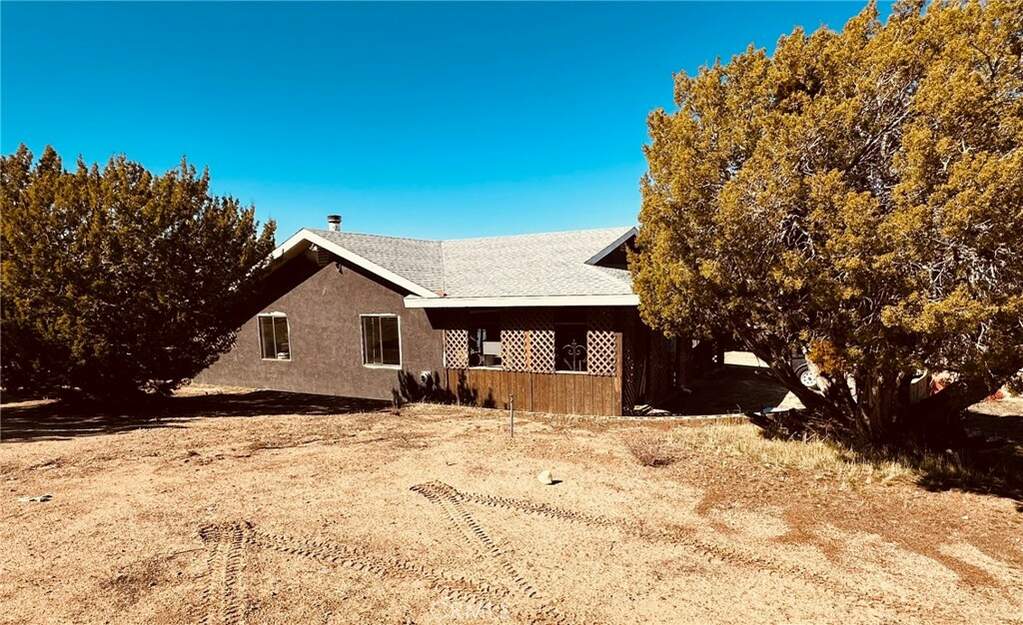 29405 123rd Street E, Pearblossom, CA 93553