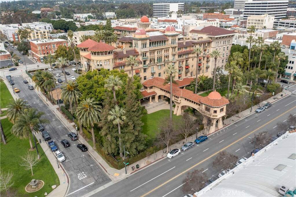 99 S Raymond Avenue #307, Pasadena, CA 91105