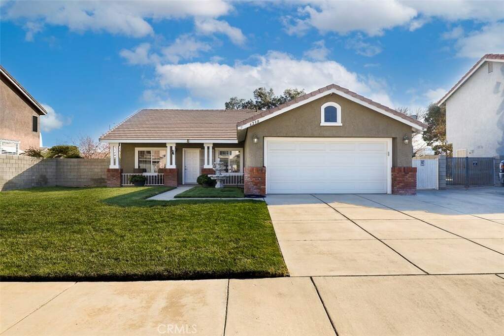 6250 Jonathon Street, Lancaster, CA 93536